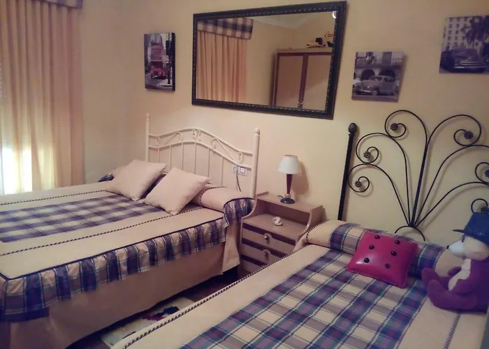 Plaza Del Pacifico La Bazana * Херес-де-лос-Кабальерос